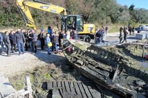 Iz Jernejevega kanala so začeli odstranjevati potopljena plovila 2